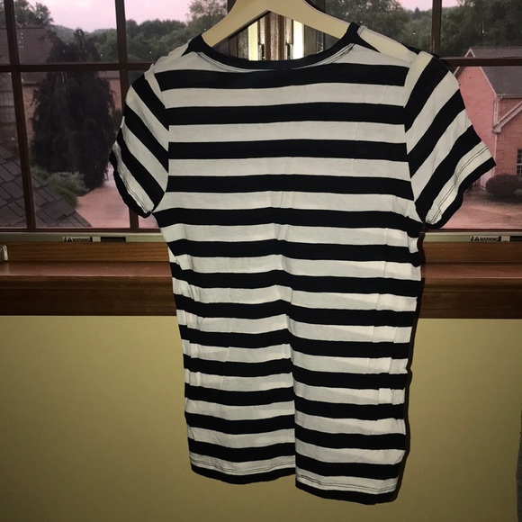 FOREVER 21 t shirt - Picture 2 of 3